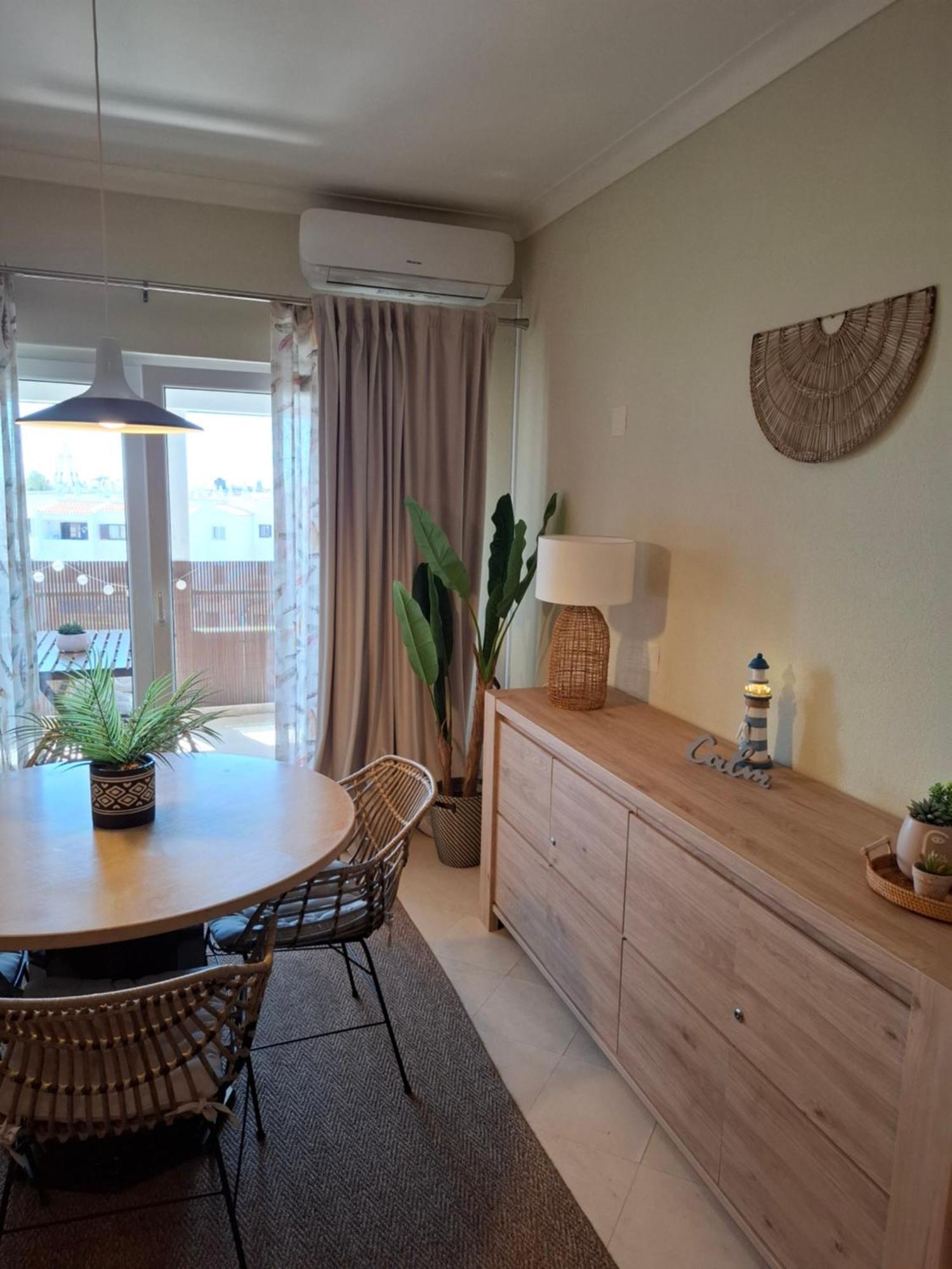 Apartment Title E Title - Oura